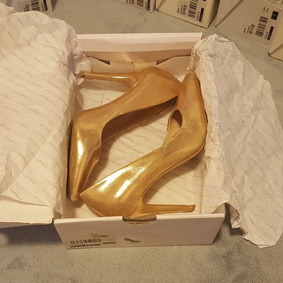 Aldo Choewia Women's Size 7 Gold Metallic Stiletto Pumps - Picture 1 of 2